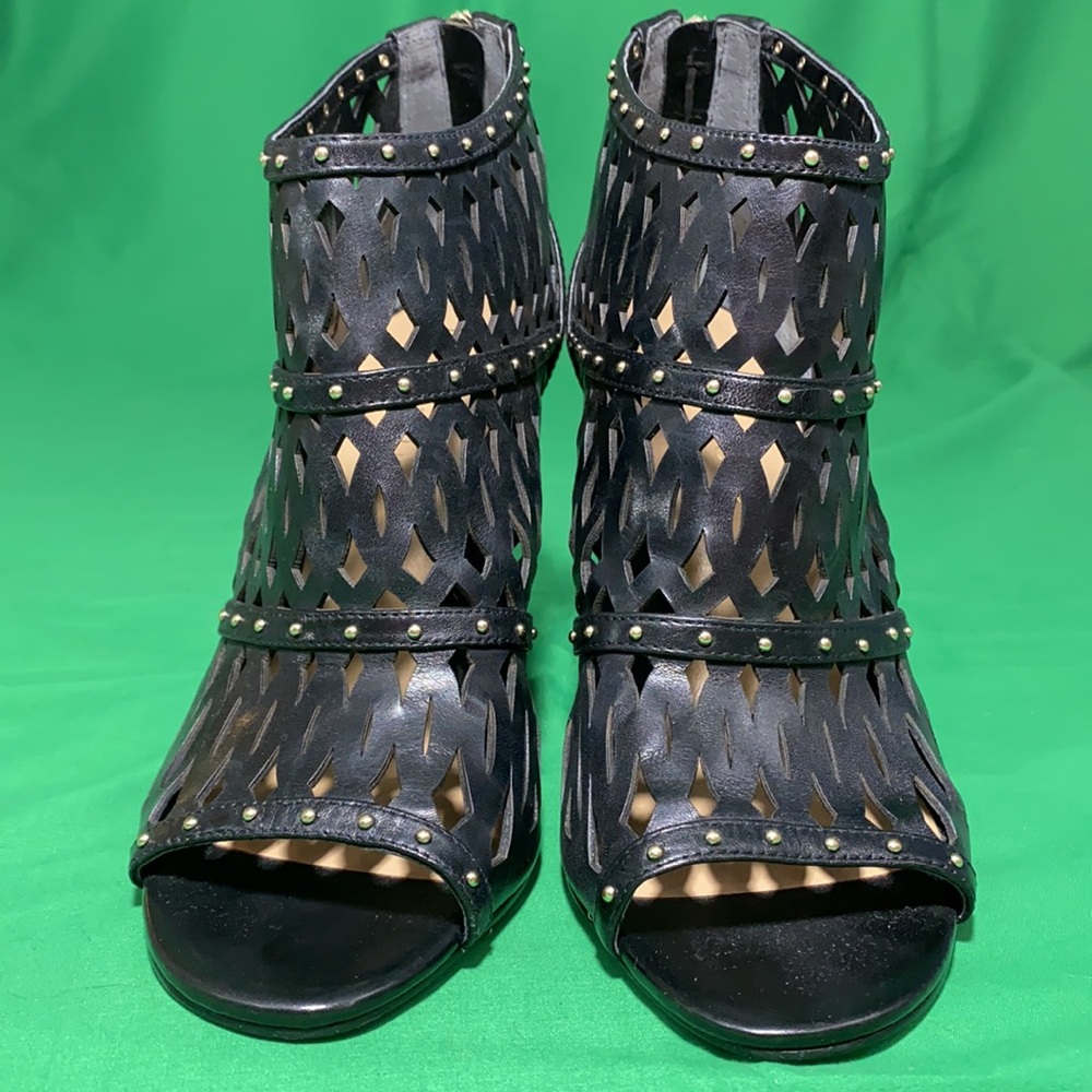 Women’s Ivanka Trump Ittellas Caged High Heels